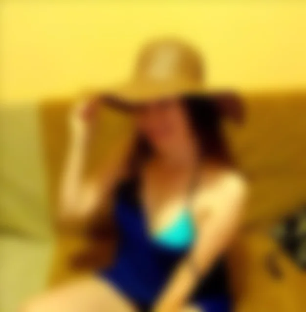elenaladeat image 3