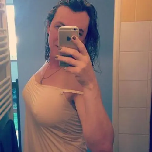 muschi0hnehaar image 0