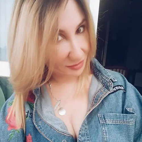 fionihasschen image 0